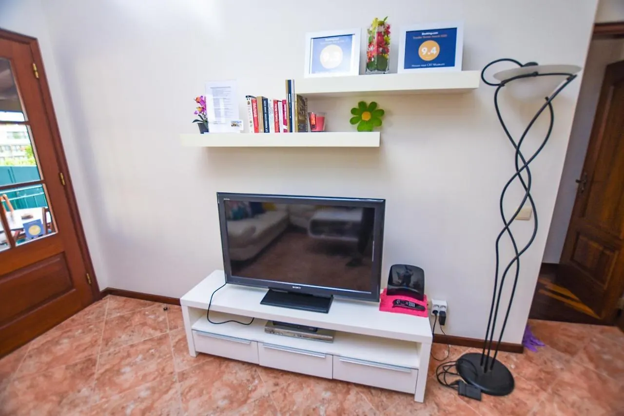 House Near Cr7 Museum Villa Funchal  0*, Funchal (Madeira)