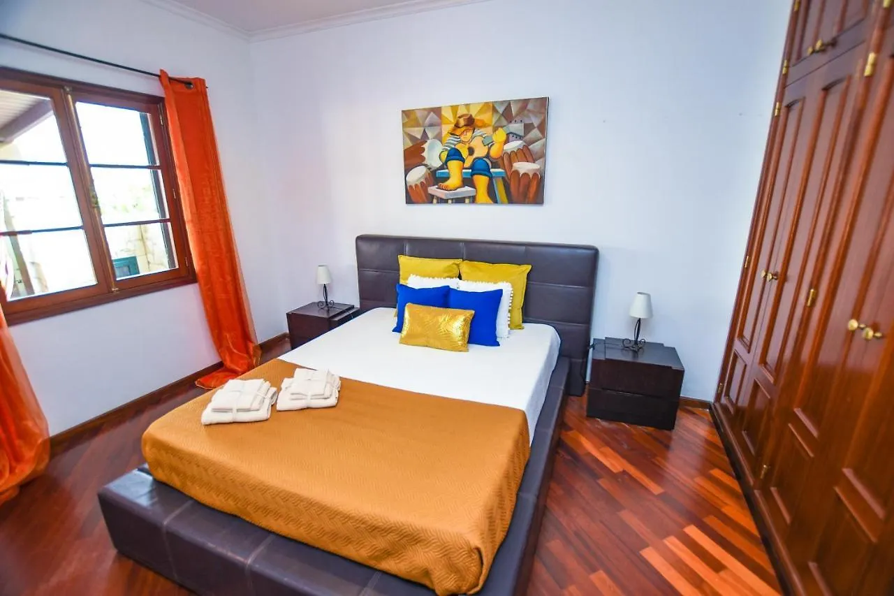 Villa House Near Cr7 Museum Funchal  0*, Funchal (Madeira) Portogallo